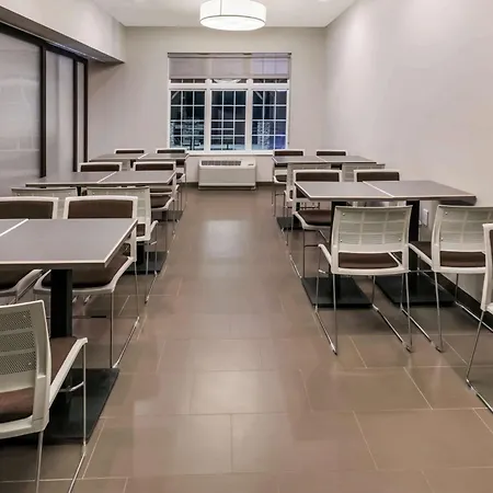Permian Studio Apartments-3