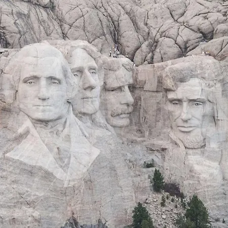 Super 8 By Wyndham Keystone/Mt. Rushmore-2