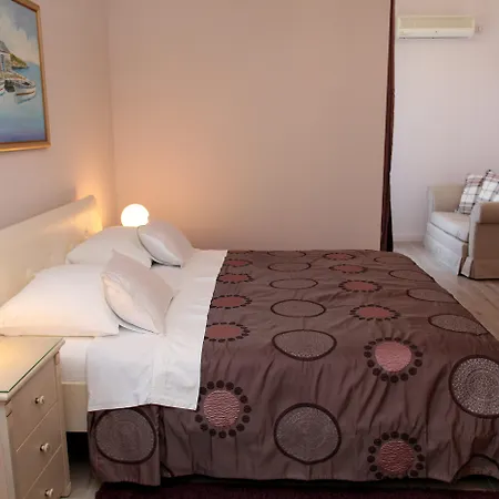 Hotel Bellevue Trogir-3