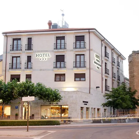 Hotel Puerta Ciudad Rodrigo-3