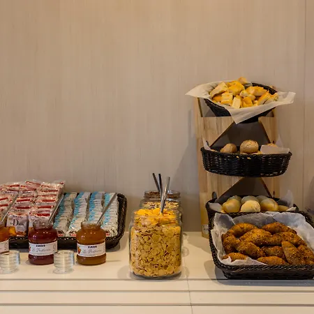 B&B Hotel Savona-3