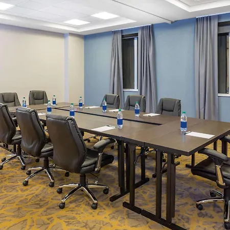 Wingate By Wyndham Miami Airport-3
