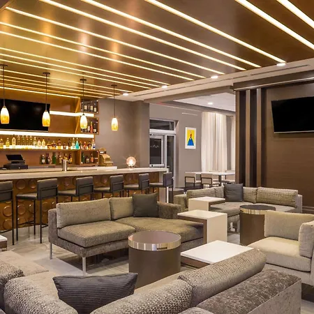 Wingate By Wyndham Miami Airport-2