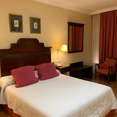 Hotel Santo Domingo Lucena-2