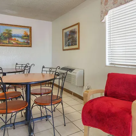 Motel 6 Brighton Co Denver Northeast-3