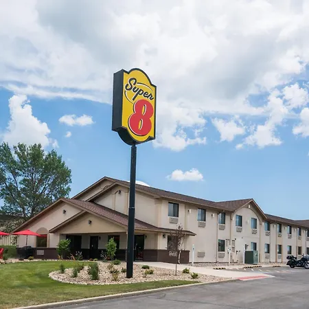 Super 8 By Wyndham Spirit Lake/Okoboji-3