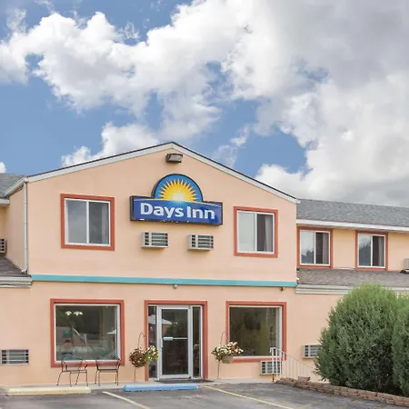Days Inn By Wyndham Custer-2
