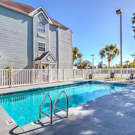 Microtel Inn And Suites - Zephyrhills-3