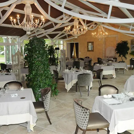 Logis Domaine De Valaudran-3