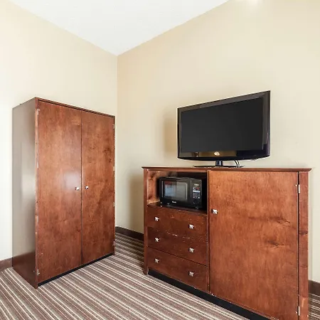 Quality Inn Clarksdale-2