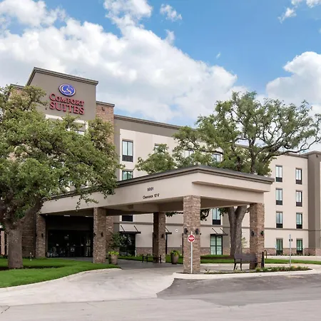 Comfort Suites - South Austin-3