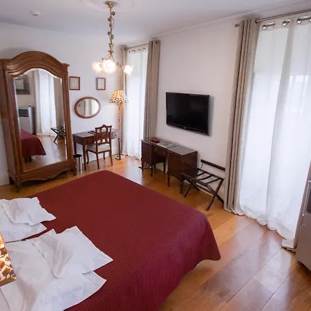 Hotel Monumento Pazo de Orbán-3