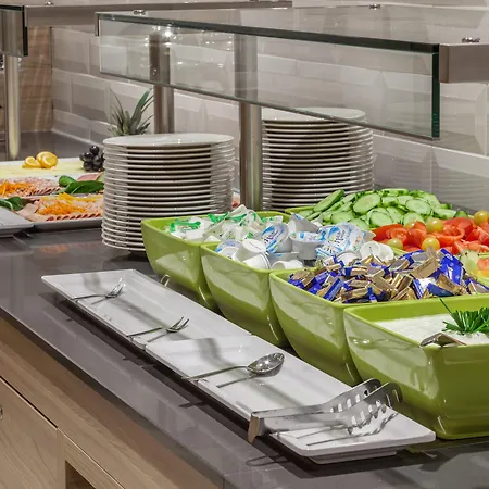 Holiday Inn Express & Suites - Potsdam By Ihg-2