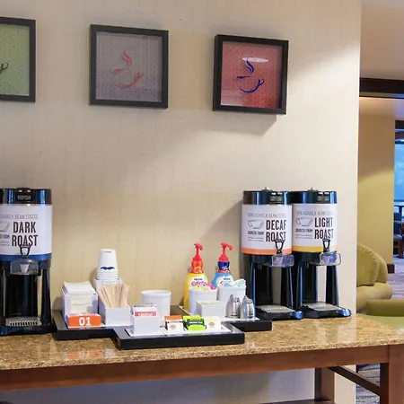 Hampton Inn Erie-South-2