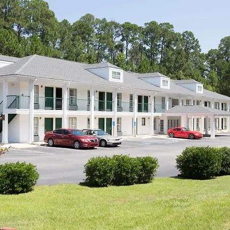 Super 8 By Wyndham Statesboro-3