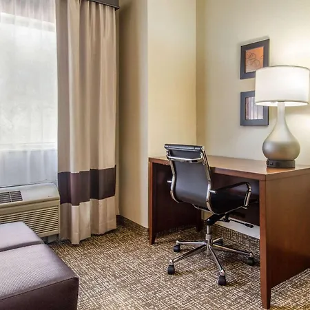 Quality Suites Corbin North-2