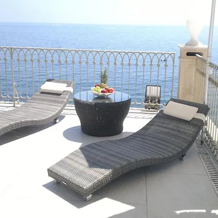 Il Cavalluccio Marino Fronte Mare-3