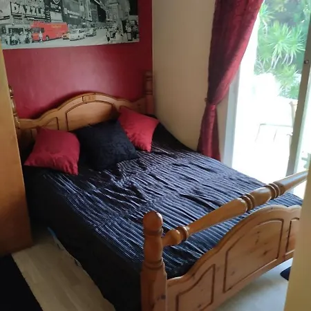 El Romarel Bed & Breakfast-3