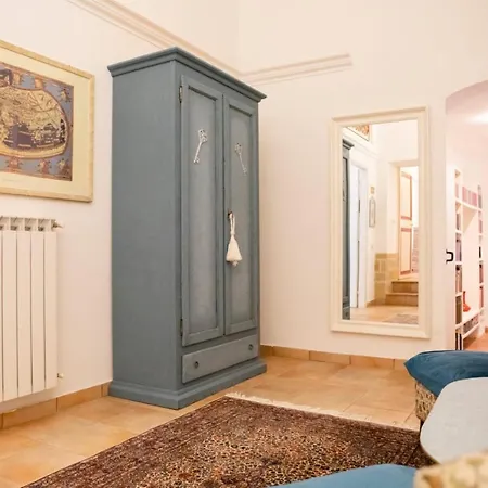 La Maison D'Etrusque-2