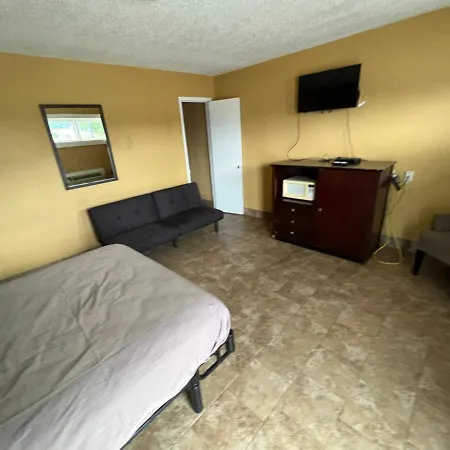 Budget Inn Decatur Priceville-3