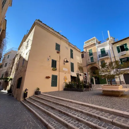 Off House Borgo Suite, Nettuno-2