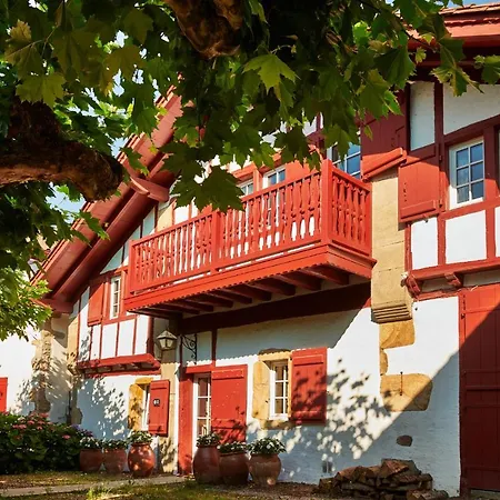 Maison Dominxenea-3
