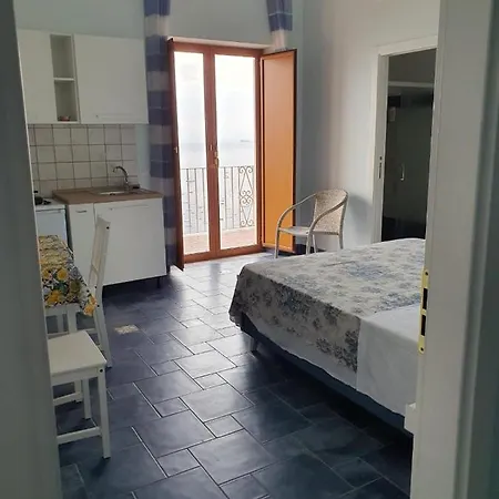 La Casa Di Nunzia B&B-2