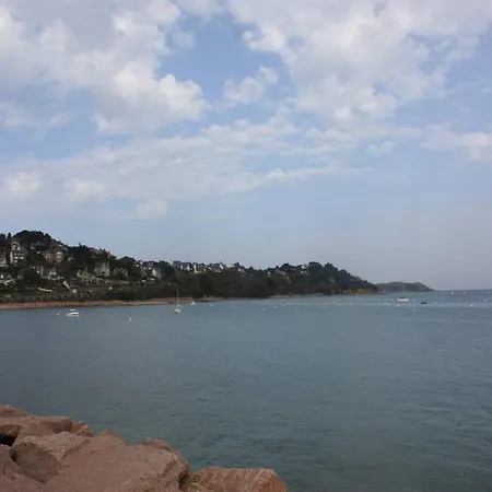 Chambre Vue Mer Dans Maison, Perros-Guirec-3