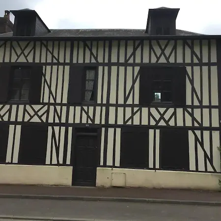 Charmante chambre d'hôte atypique chez l'habitant à Pont-Audemer-2
