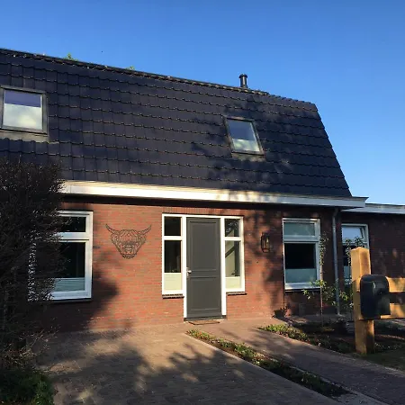 Lowlander Bnb-3