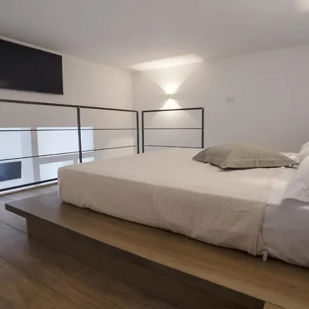 Kalibia Rooms And Suites-2