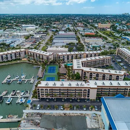 Knot A Care Remodeled Direct Water Access Condo With Ocean And Pool Views Now Sleeps Six-2