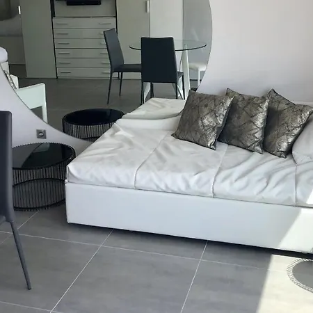 Le Nautilia Résidence de Luxe réservée aux couples-3
