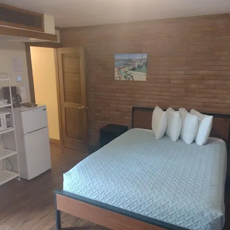 Belles Sea Inn-2