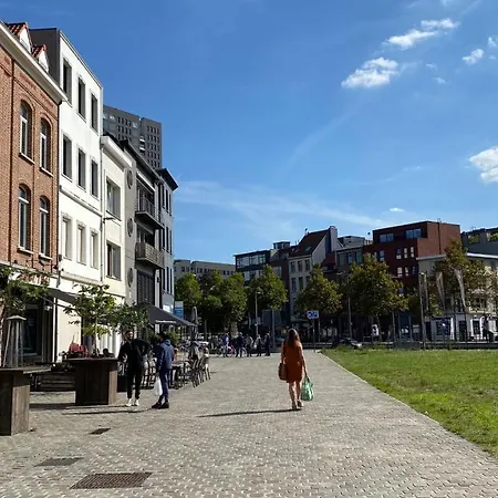 Oneluxstay Antwerp City Centre-2