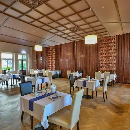 Hotel&Restaurant Zur Zwiebel-3