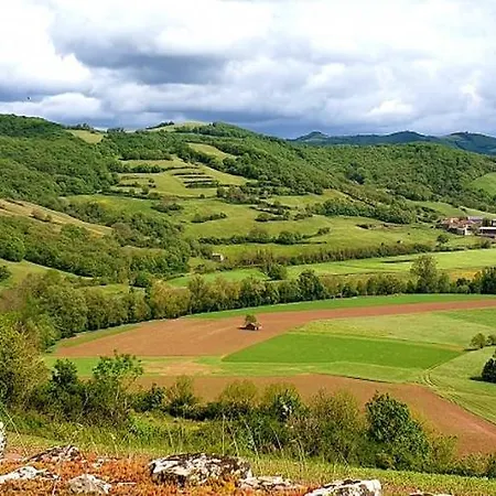Hotel Cap Vert En Aveyron-3