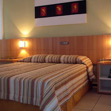 Green Valley Hotel-3