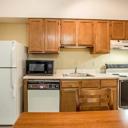 Cloverleaf Suites - Columbia, Sc-3