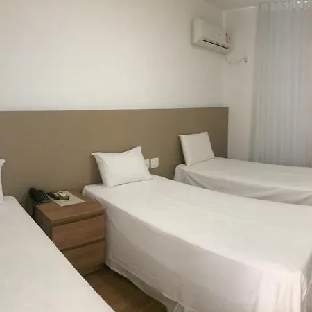 Lord Hotel Aeroporto Confins-3
