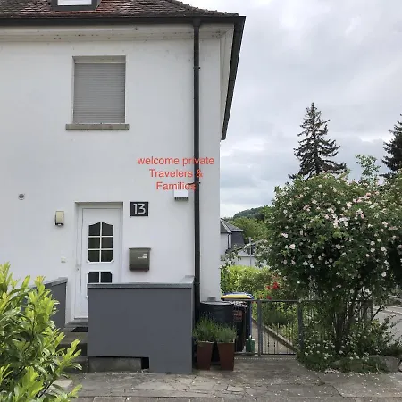 Altstadt Nähe 7 Min Fußweg über Alte Maibrücke zu Pension mit Balkon&Garten, ideal for long stay, relocation-2