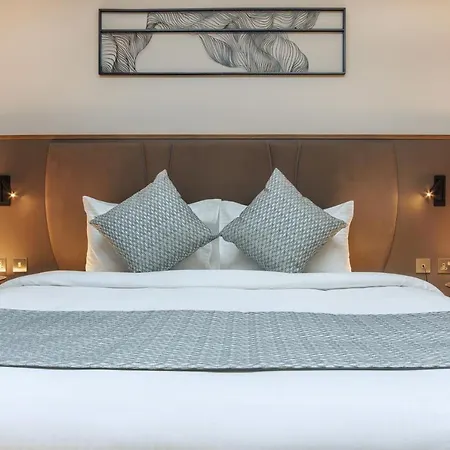 Hotel Holiday International-2
