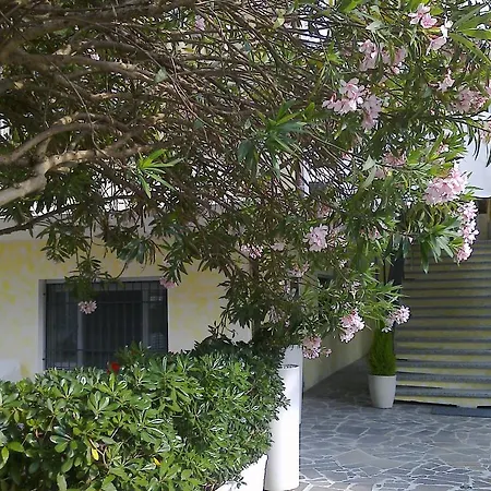 Hotel Augustus-3