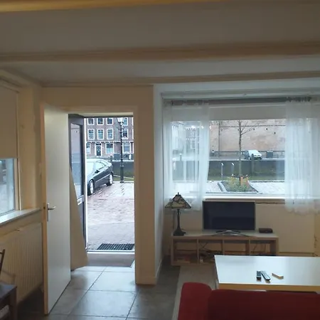Thorbecke Canal View 45M2 Loft-3