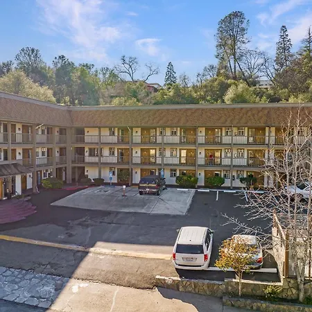 Heritage Inn - Yosemite/Sonora-3