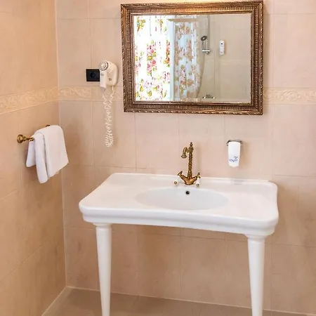 Hotel Grace-2