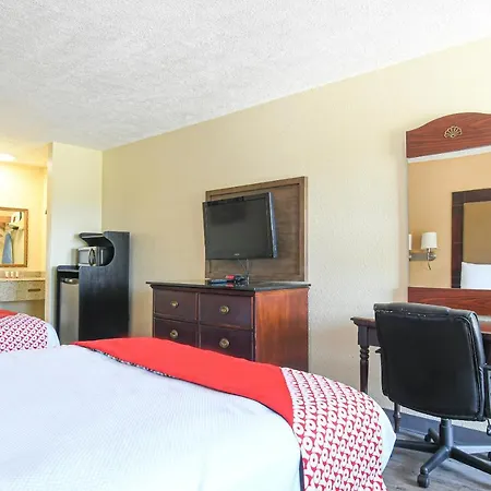 Scottish Inns & Suites - Woodlands Mall-3