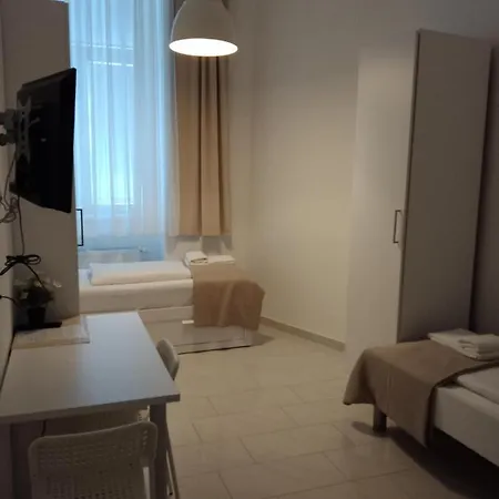 Ch-Hotel Luka Budget-3
