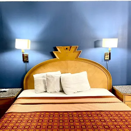Travelodge By Wyndham Junction City-3