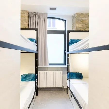 Logune Rooms-2